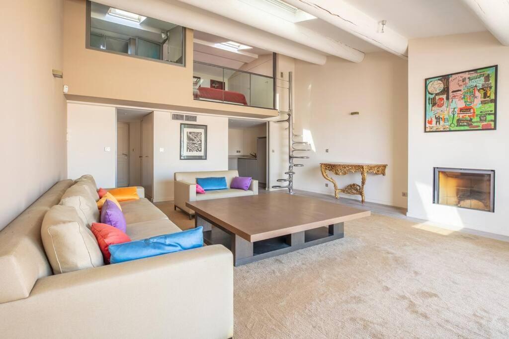 Apartment Sublime Pepite Vieux Port 2p Vue Imprenable Marseilles